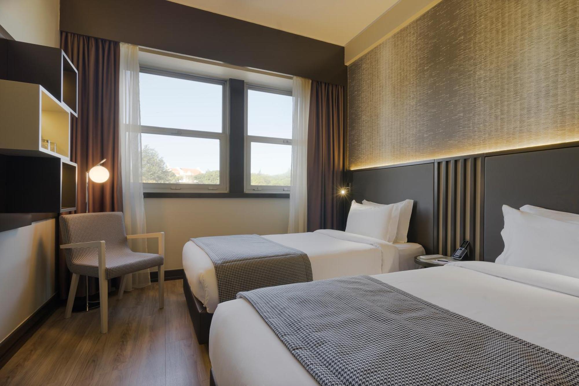 Hf Fenix Lisboa Hotel Exterior photo